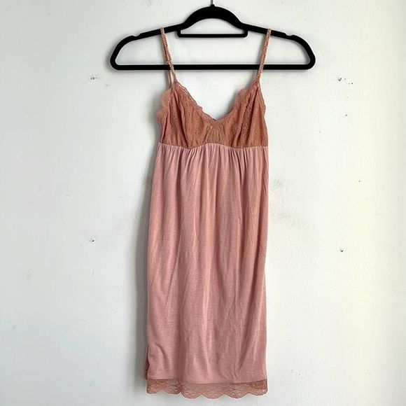 Eberjey Other - Eberjey jersey knit lace trim slip night gown chemise lingerie sz S